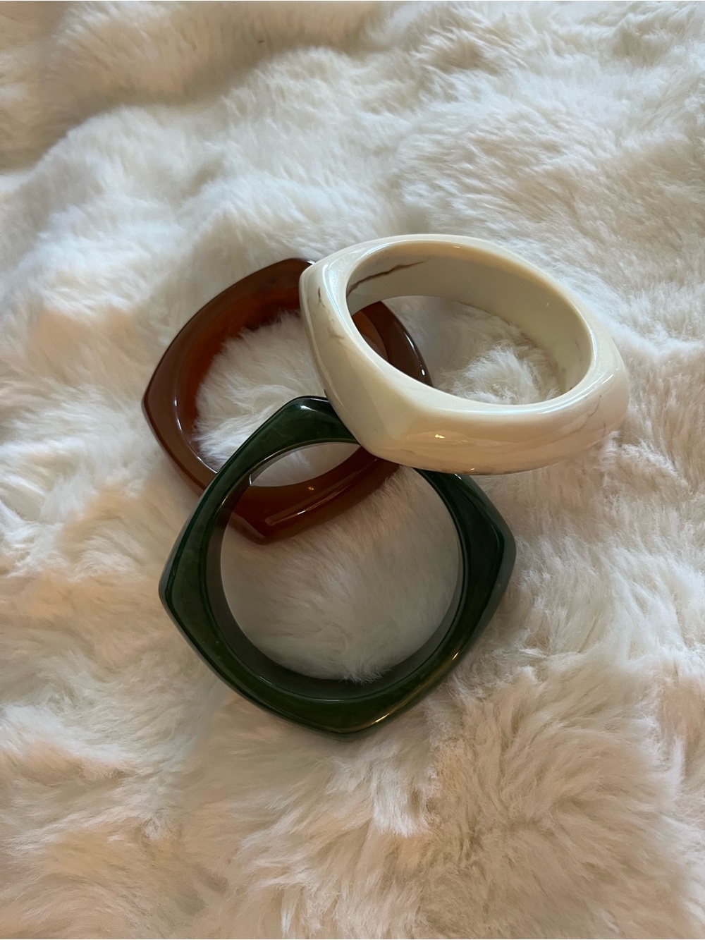 Stackable Resin Bangle Set – White, Brown & Dark Green